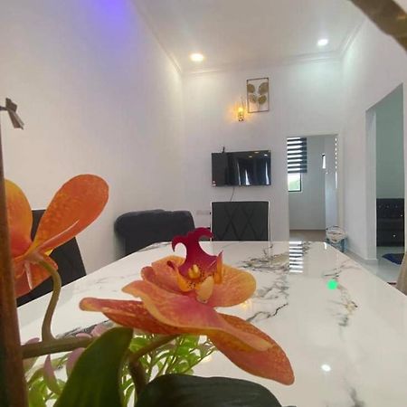 Tbj Homestay Wakaf Bharu Exterior foto